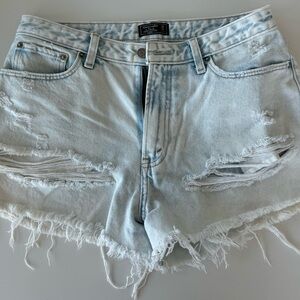 Abercrombie & Fitch High Rise Short